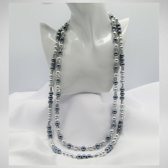 Silver Colour Beaded Jewelry Set - Picture 2 of 5